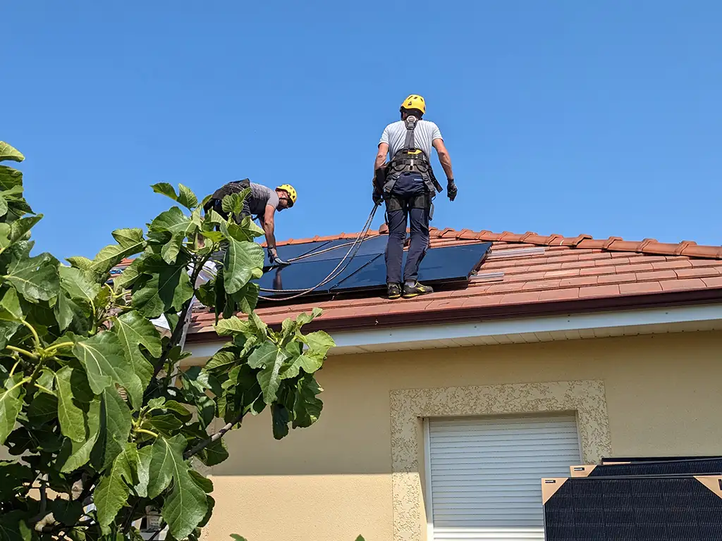 Installation toiture panneaux photovoltaïques